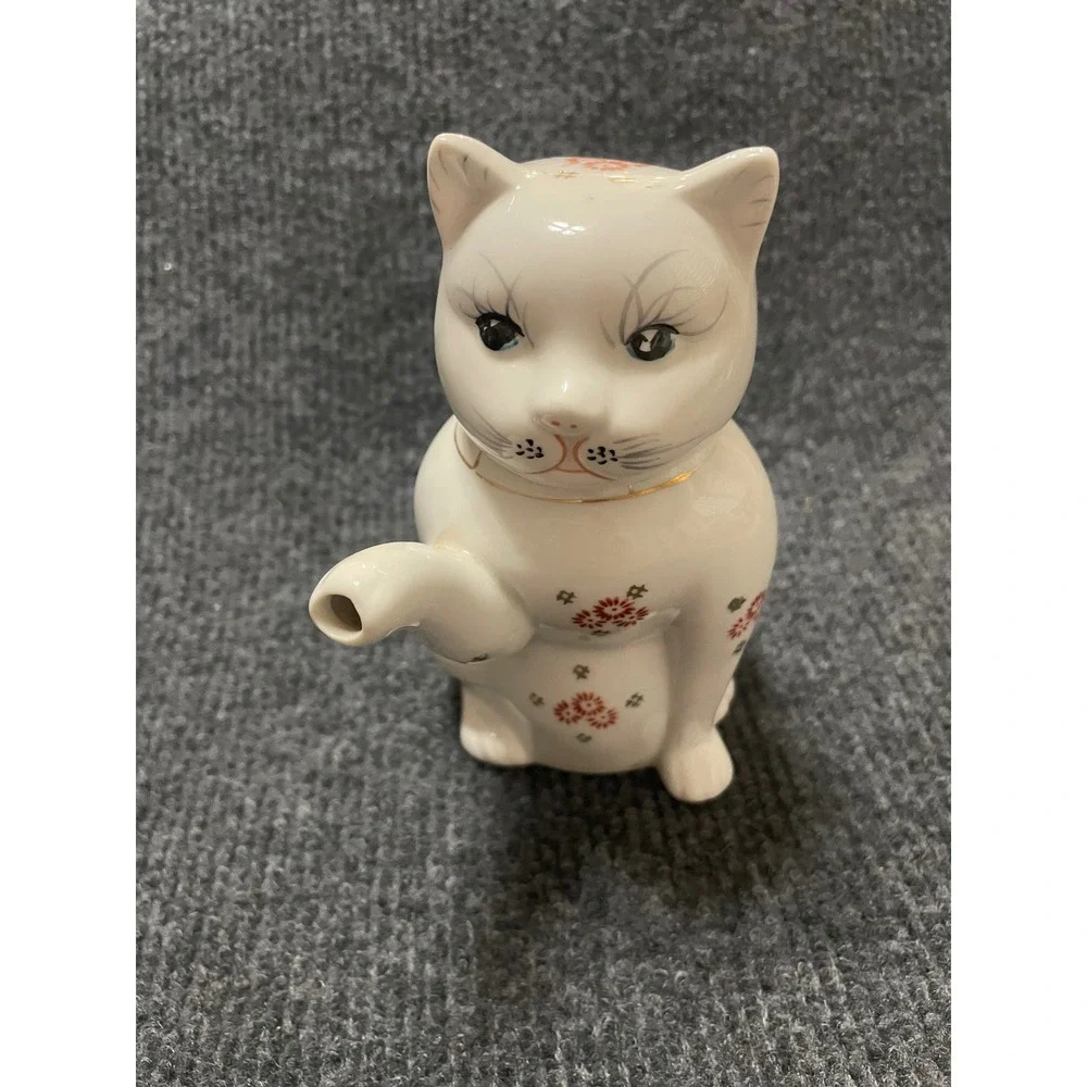 Vintage White Ceramic Cat Teapot Small Floral Pattern Spout Paw Made in China